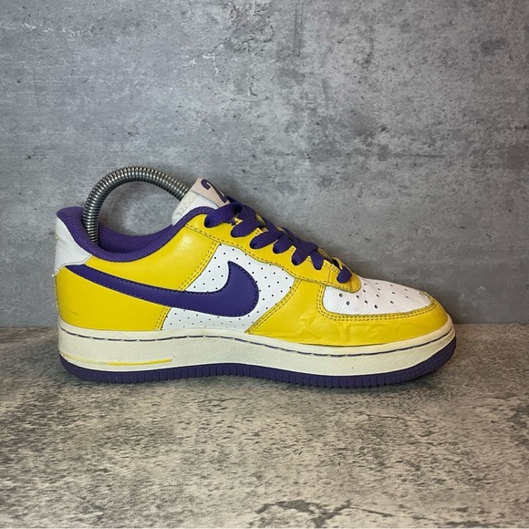 Nike Air Fore 1 'Kobe Bryant' RARE Lakers Sneakers womens sz 6 - Picture 4 of 11